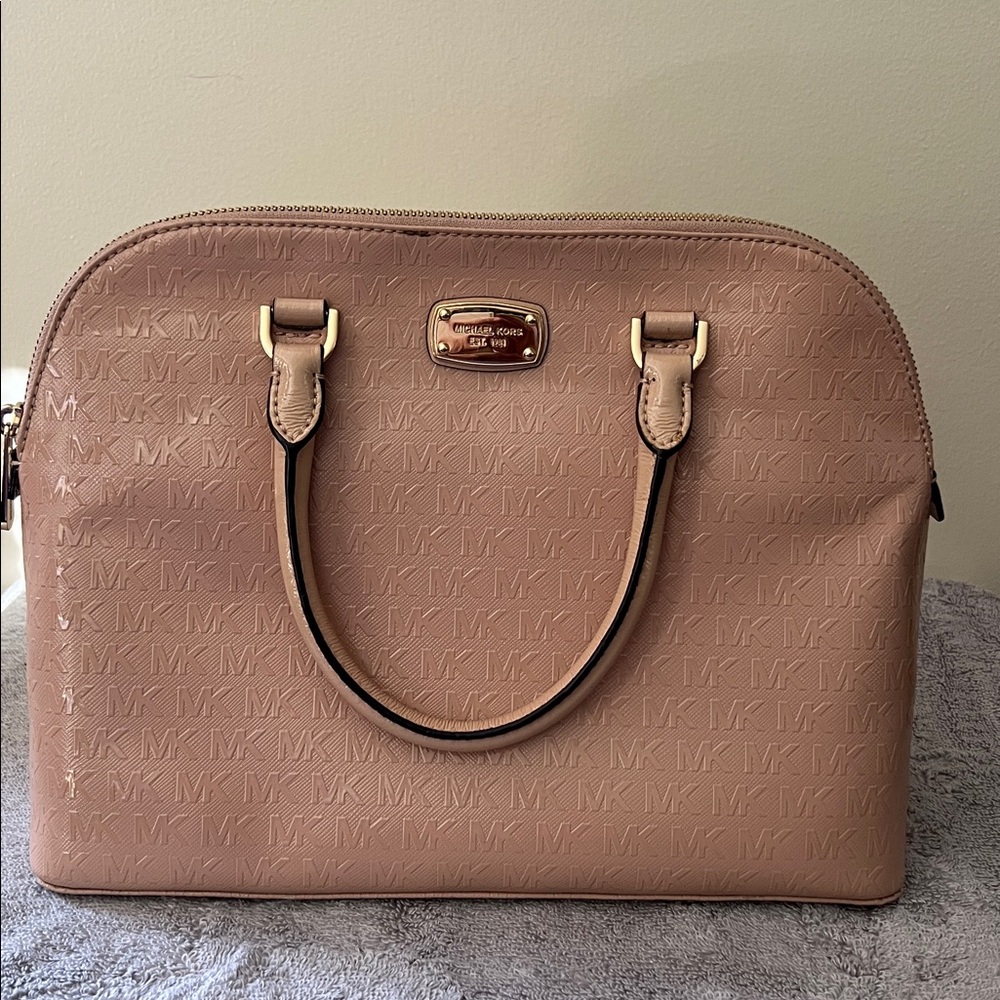 Michael Kors Beige Interior Handbag
